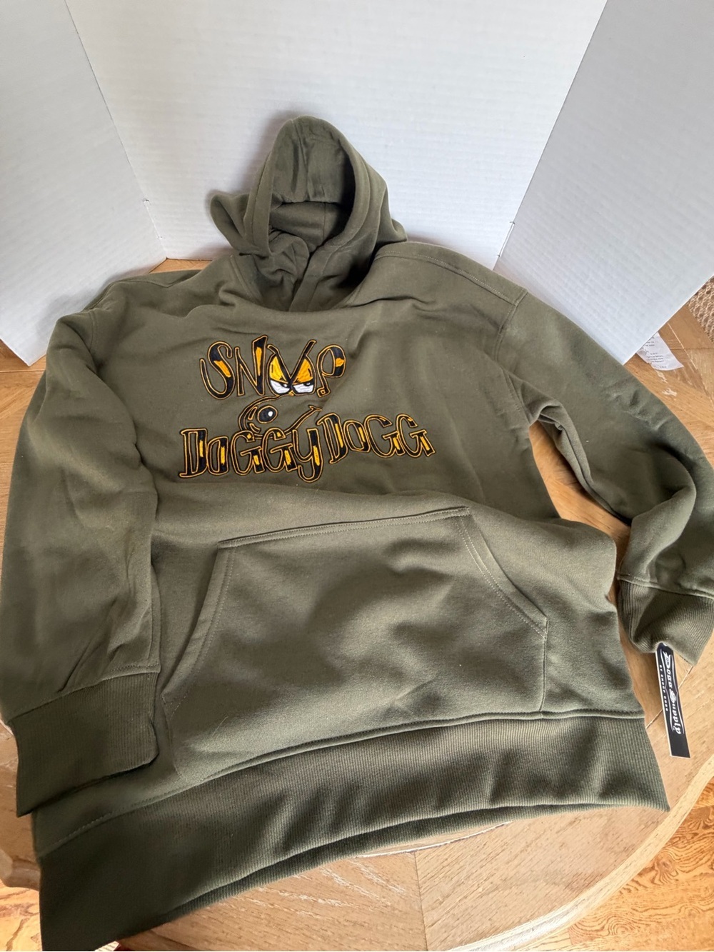 Men's Olive Graphic Pullover Hoodie with Snoop Doggy Dogg Logo